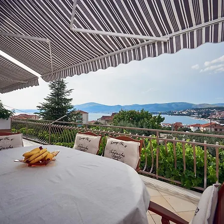 Tonka Apartamento Trogir